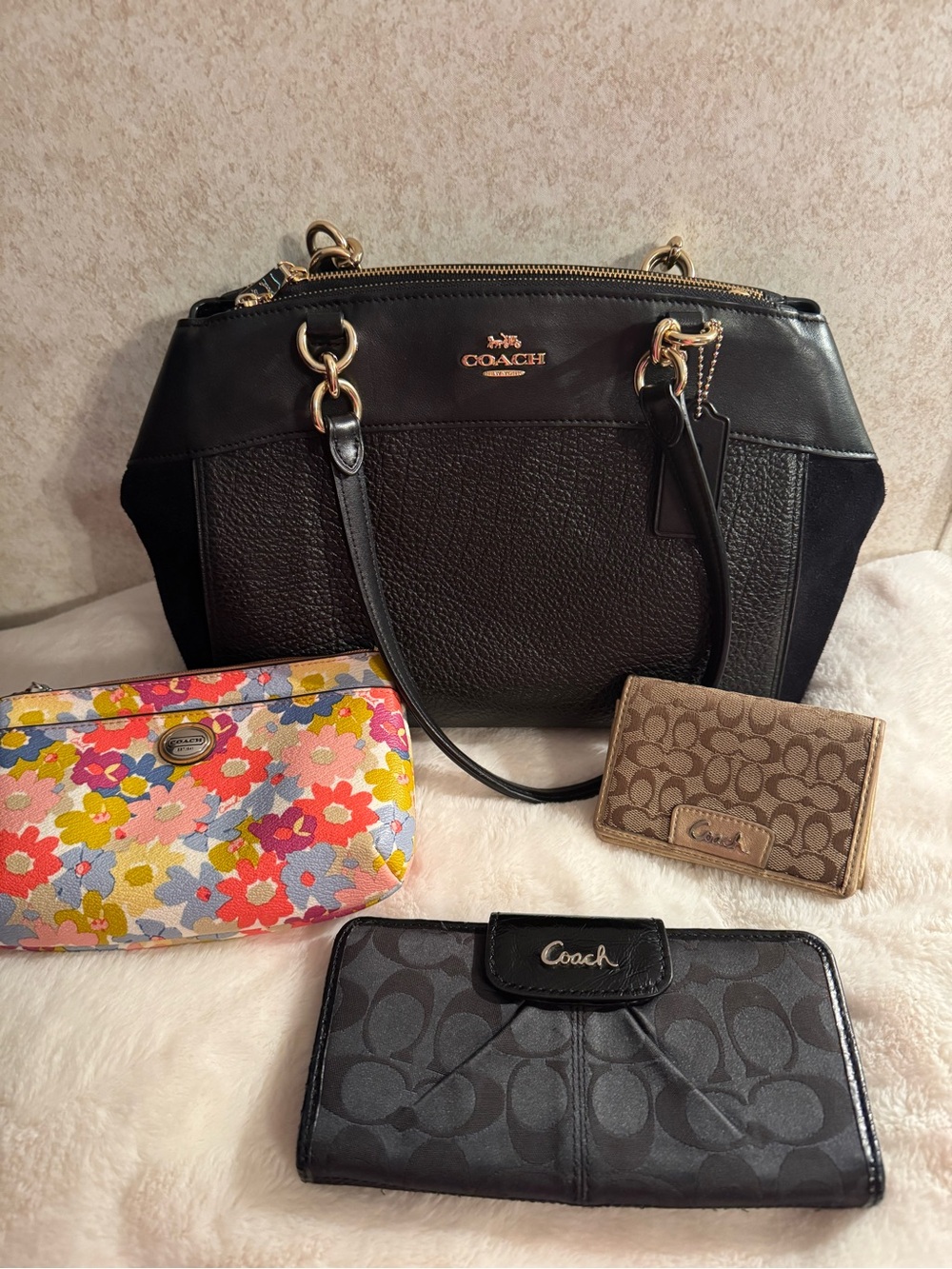 Coach Tote, wristlet, card wallet and Vintage wallet Bundle.
